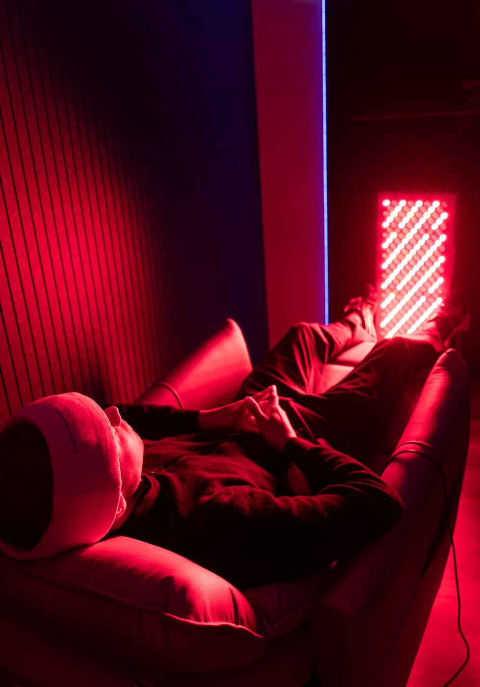 Rood Licht Therapie in een rustige behandelruimte bij Neo Clinics